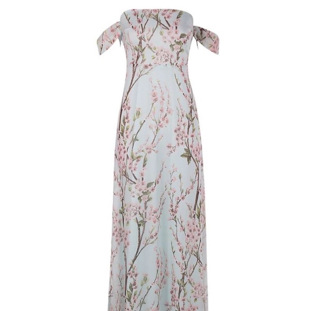 Maxi floral dress - perfect for any wedding!